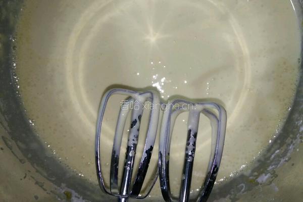 电饭煲蛋糕的做法图解3