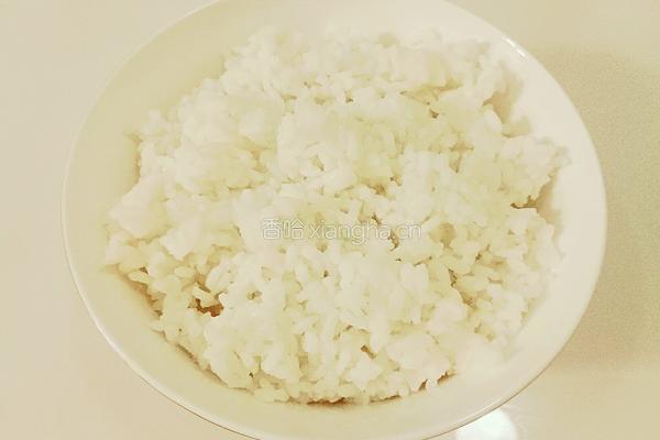 三丁炒饭的做法图解2
