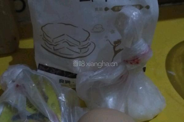 鸡蛋发糕的做法图解1