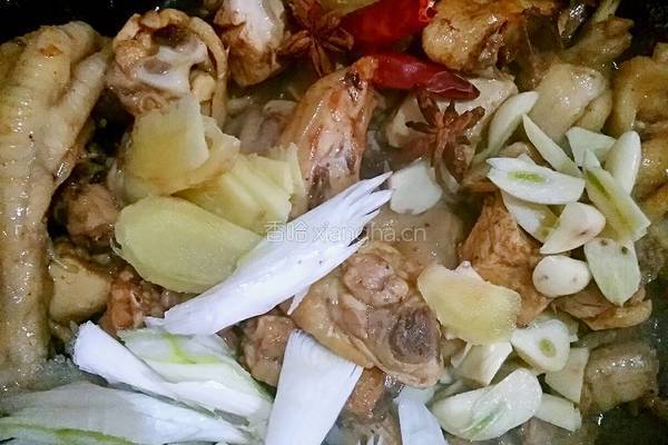 土豆蘑菇炖鸡块的做法图解7