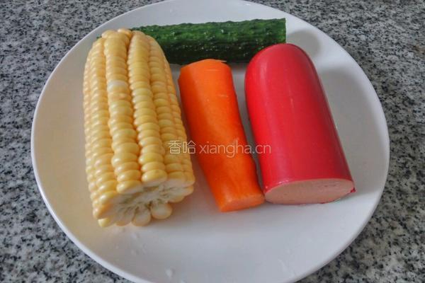 火腿炒玉米粒的做法图解1