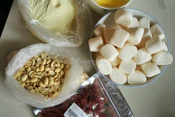 牛扎糖的做法图解1