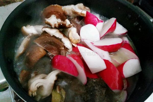 腊肉炖汤的做法图解8