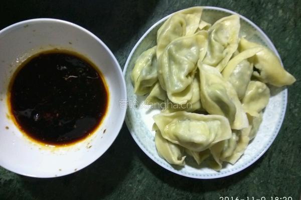 韭菜鸡蛋饺子的做法图解11