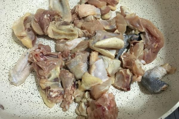 黄酒炖鸡的做法图解2