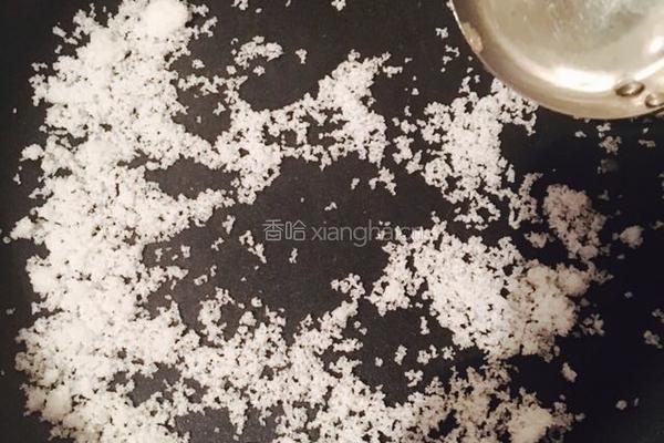 自制奶茶的做法图解1