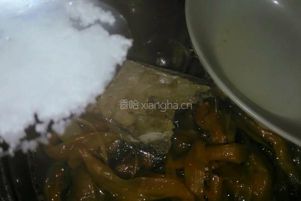 黄花菜煲排骨的做法图解7