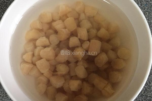 凤爪炖干贝的做法图解2