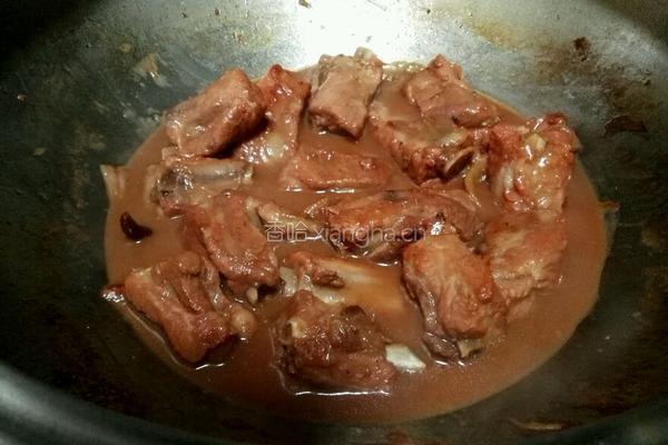 腐乳炖排骨的做法图解10