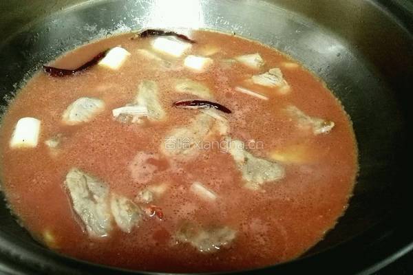 腐乳炖排骨的做法图解9