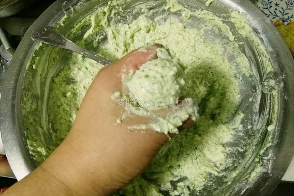 芹香豆腐丸子的做法图解8