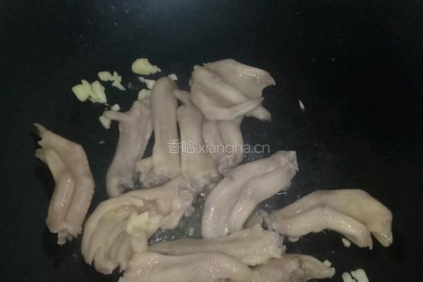 西红柿腐竹炆鸭掌的做法图解5