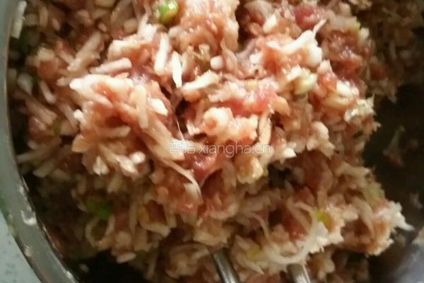 牛肉萝卜蒸饺的做法图解6