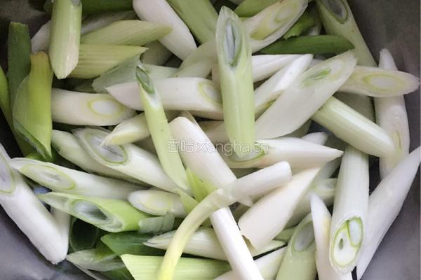 萝卜辣椒腌菜的做法图解3