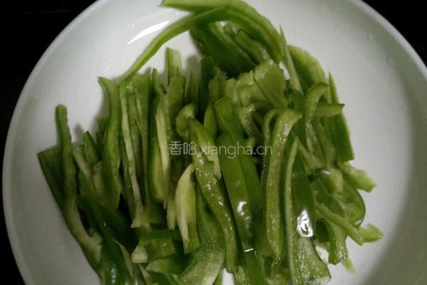 青椒肉丝的做法图解2