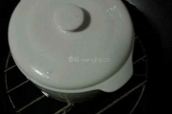 牛奶蛋羹的做法图解5