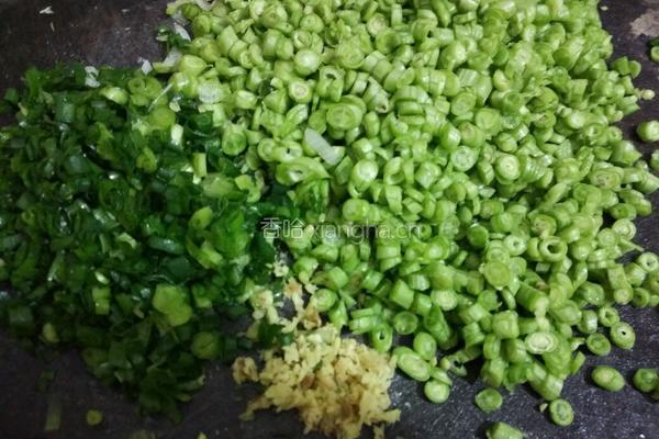 豆角肉馅包子的做法图解6
