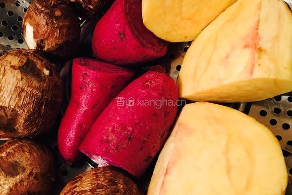 椰奶芋圆水果西米露的做法图解1