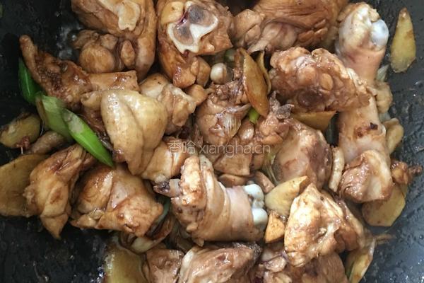 土豆萝卜炖鸡块儿的做法图解7