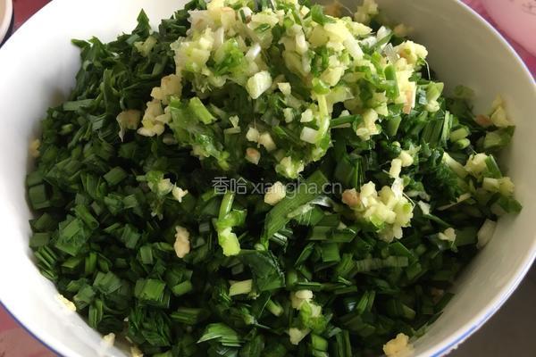 韭菜鸡蛋饺子陷的做法图解7