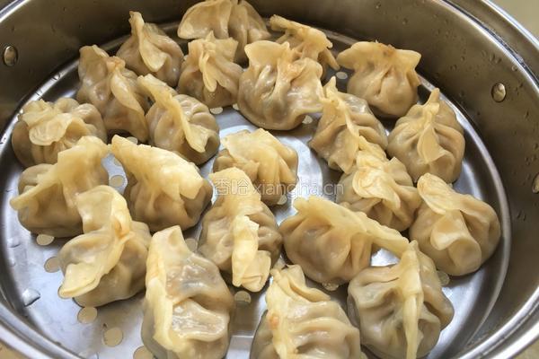 香菇木耳猪肉小笼包的做法图解6
