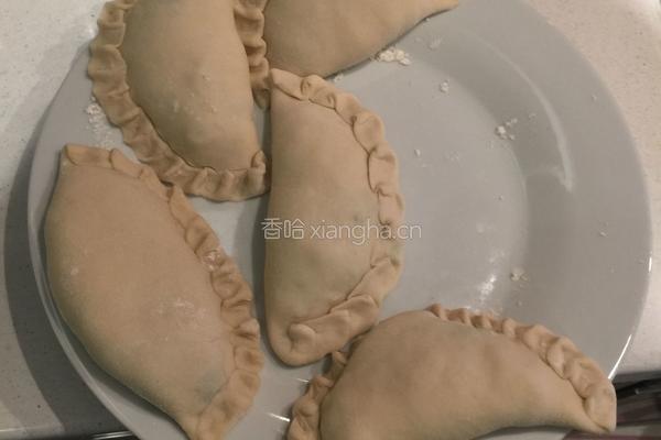 韭菜盒子的做法图解3