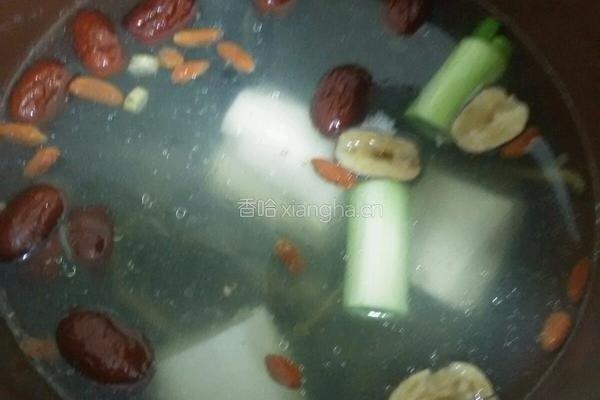 当归黄芪乌鸡汤的做法图解7