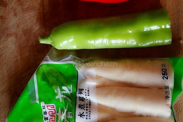 双椒竹笋的做法图解1