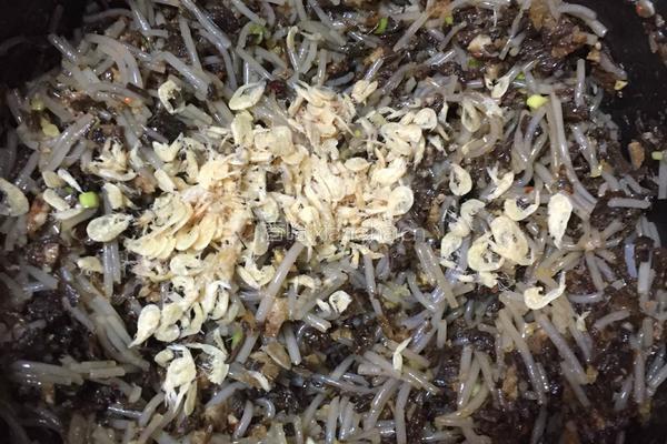 梅干菜大包子的做法图解7