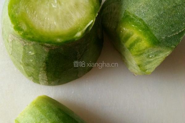 青萝卜丝鸡蛋饼的做法图解1