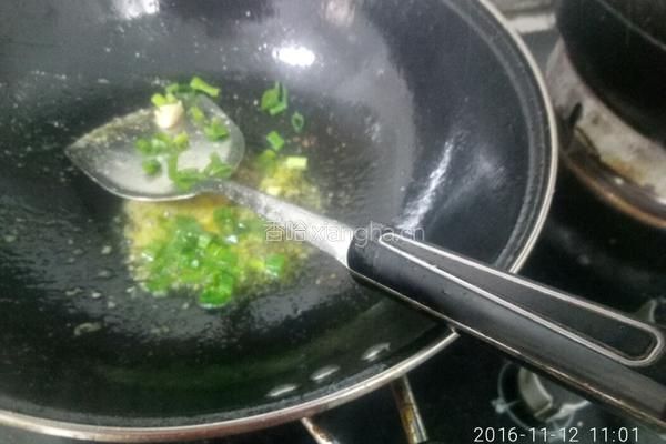 素炒鸡丁的做法图解5