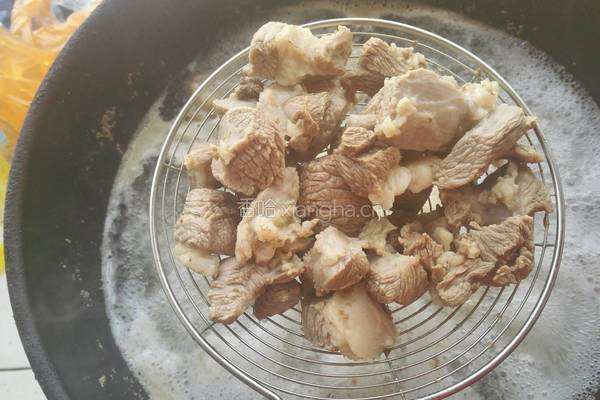 红焖羊肉的做法图解3