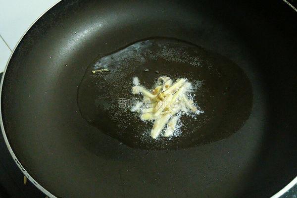 虾仁炒韭菜的做法图解4