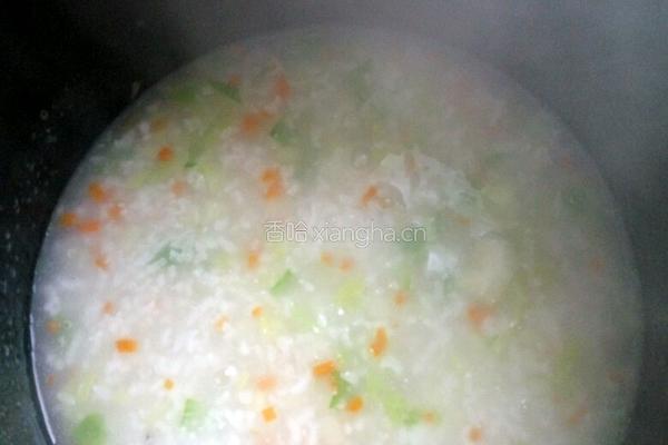 蔬菜虾粉粥的做法图解2