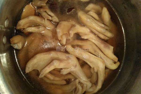 卤鸭爪的做法图解3