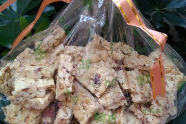 红枣花生牛扎糖的做法图解12