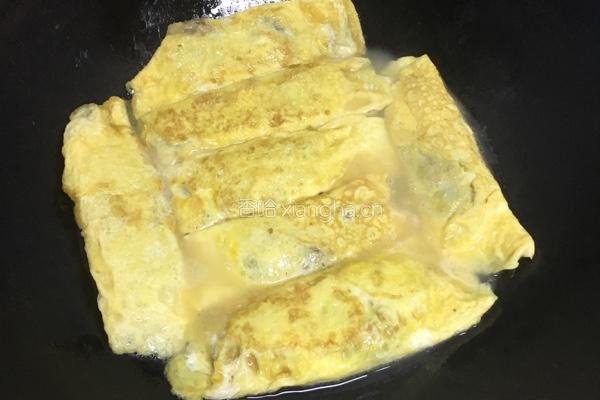 猪肉韭菜卷蛋的做法图解7