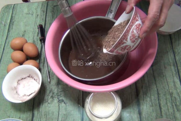 巧克力戚风蛋糕8寸的做法图解7