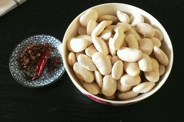 卤云豆的做法图解1