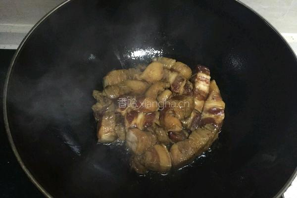 五花肉焖饭的做法图解4