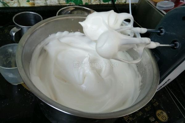 八寸戚风蛋糕的做法图解5