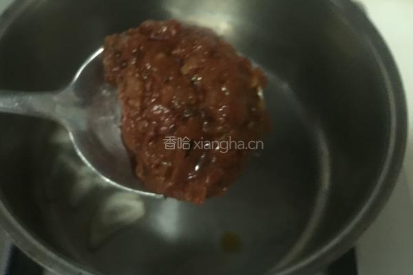 虾仁通心意面的做法图解5