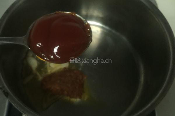 虾仁通心意面的做法图解6