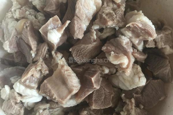 羊肉炖萝卜的做法图解4