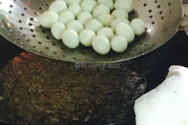 卤蛋烧猪尾的做法图解2
