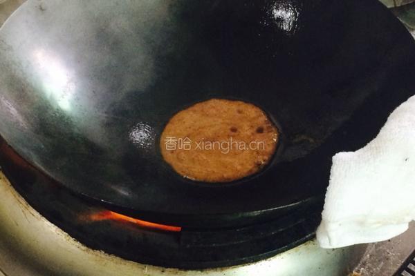 卤蛋烧猪尾的做法图解4