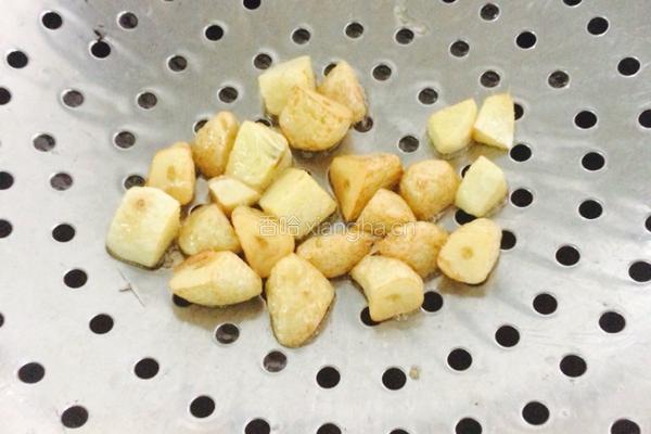卤蛋烧猪尾的做法图解5