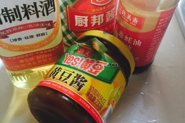 大葱酸菜炒肉丝的做法图解1
