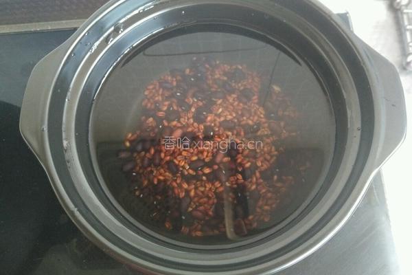 黑小麦米煮黑豆的做法图解5