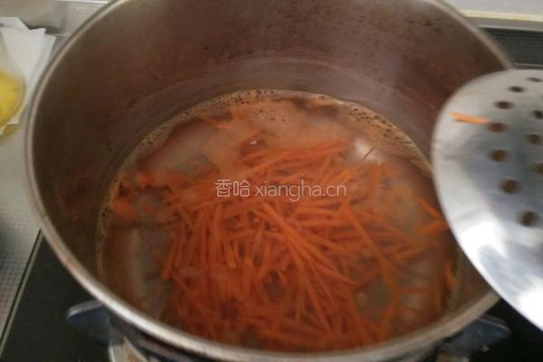 马哈鱼猪肉水饺的做法图解4